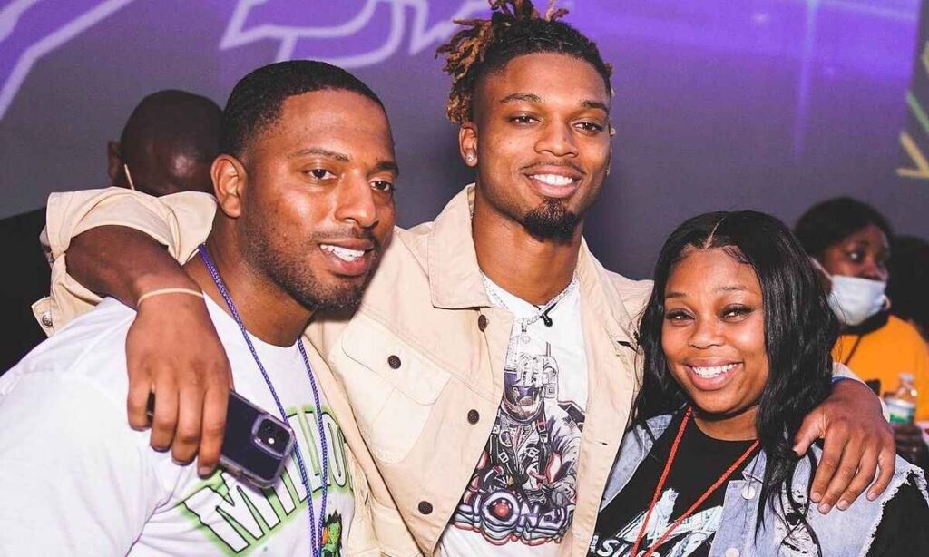 how-damar-hamlin-maintains-his-privacy